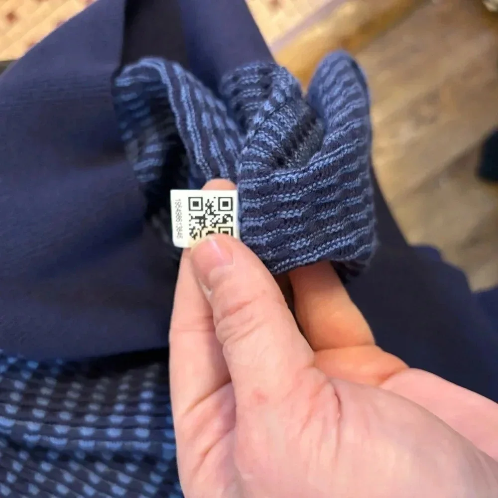 Bonobos light and dark blue. XL